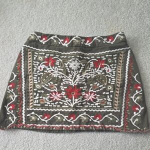 Miniskirt Flower Embroidery